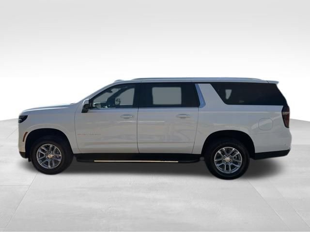 New 2026 Chevrolet Suburban LS image 5