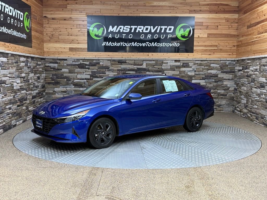 Certified 2023 Hyundai Elantra SEL image 5