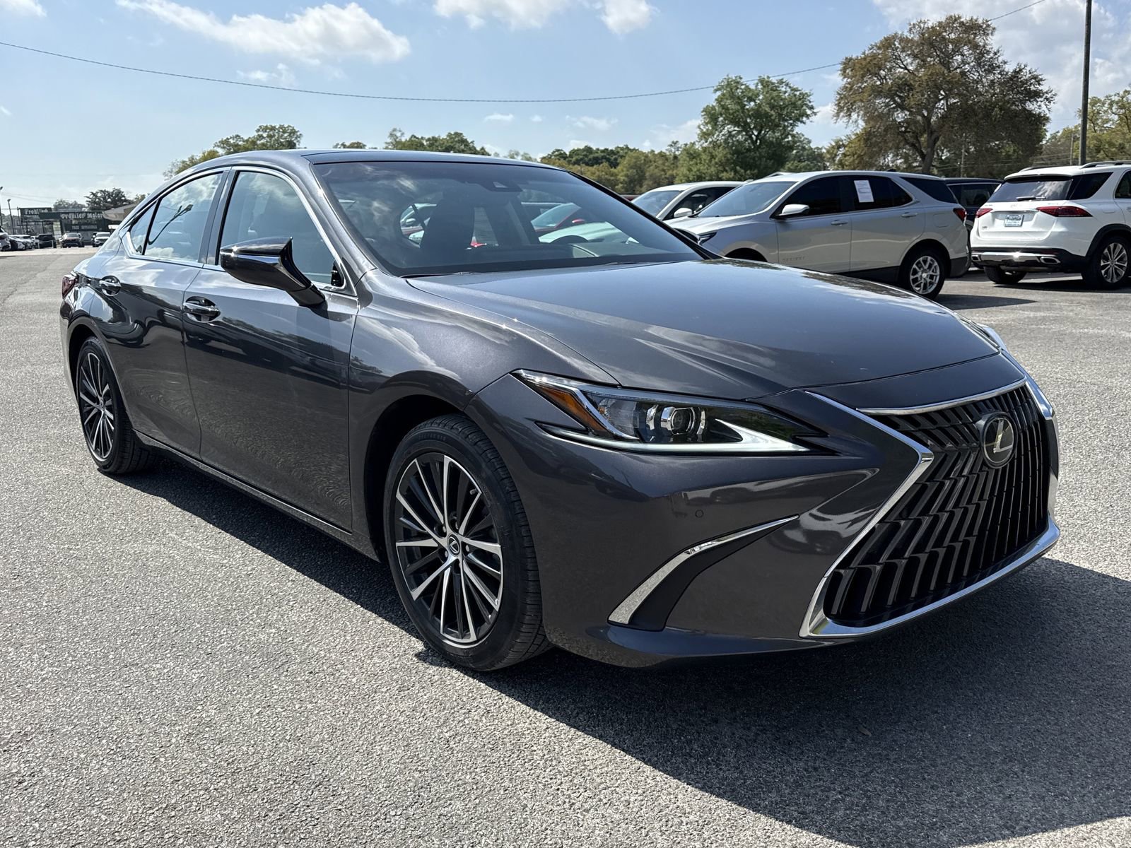 Used 2022 Lexus ES 350 w/ Premium Package FWD image 7