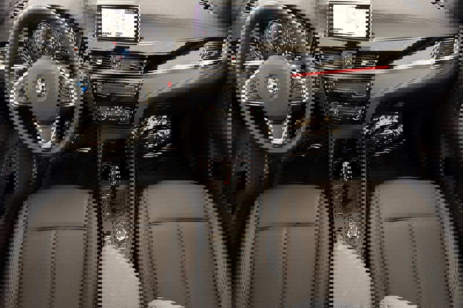 Used 2021 BMW X1 xDrive28i w/ Convenience Package image 3