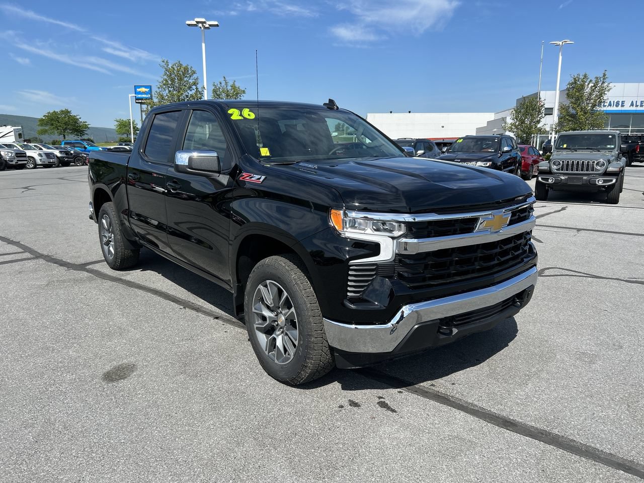 New 2026 Chevrolet Silverado 1500 LT w/ Z71 Off-Road Package AWD/4WD image 1