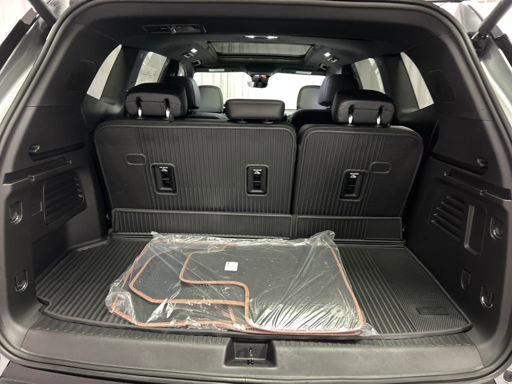 New 2026 GMC Acadia AT4 image 23