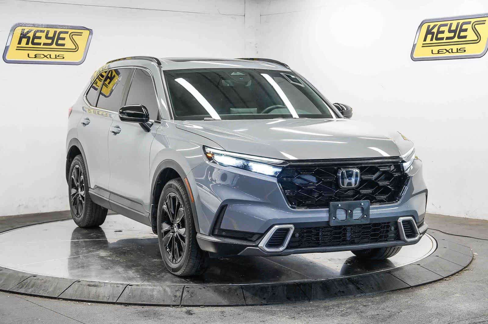 Used 2024 Honda CR-V Sport Touring image 5