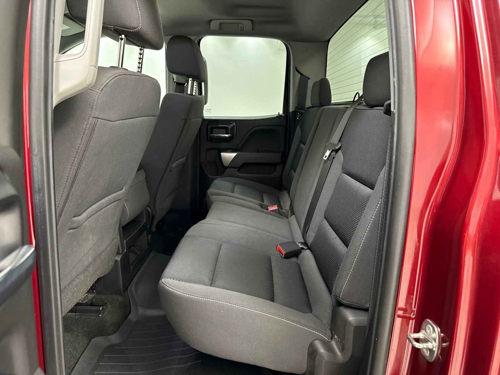 Used 2018 Chevrolet Silverado 1500 LT w/ All Star Edition AWD/4WD image 19