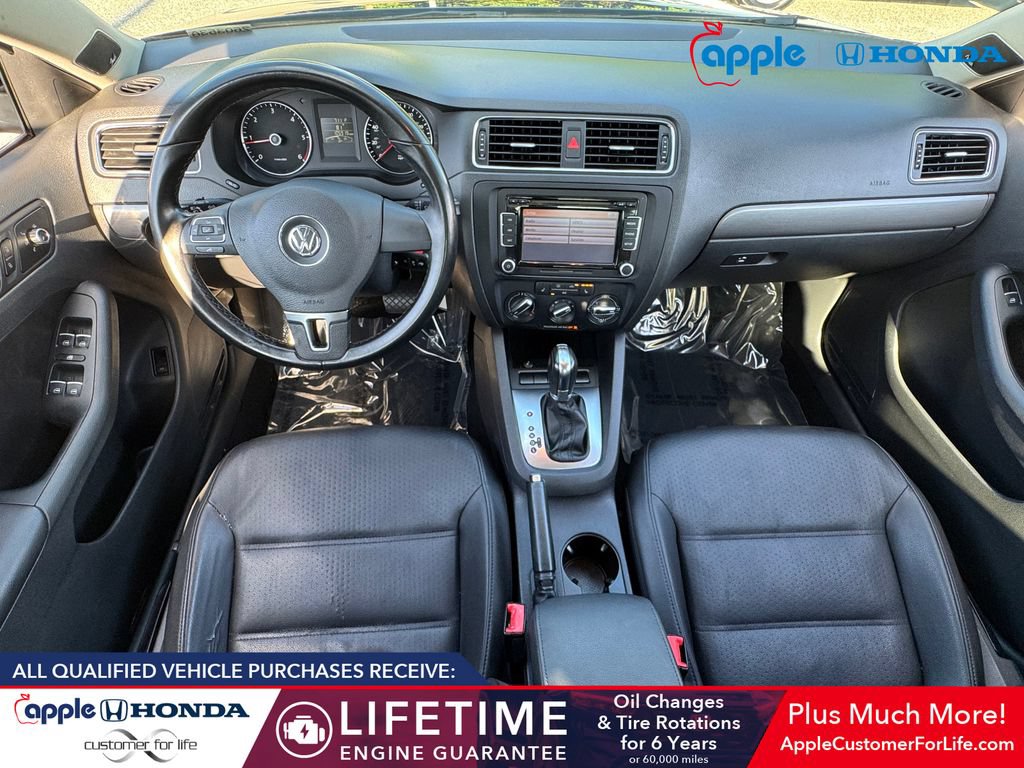 Used 2013 Volkswagen Jetta TDI FWD image 16