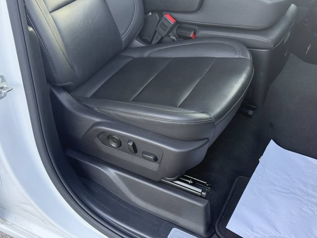 Used 2025 GMC Sierra 1500 SLT RWD image 21