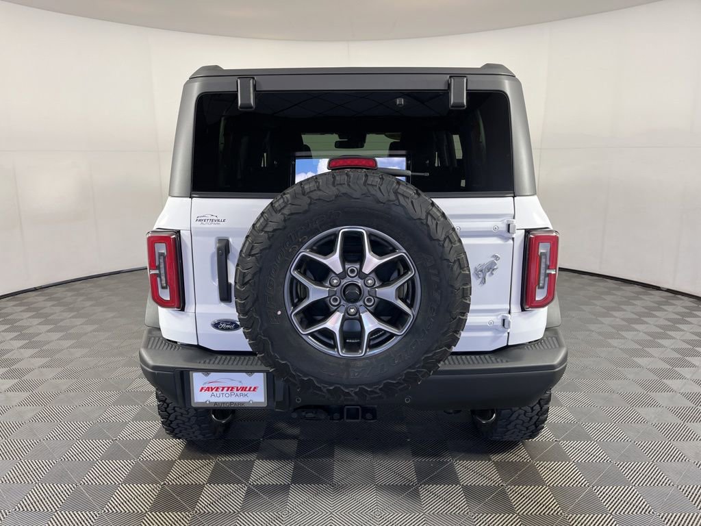 Used 2022 Ford Bronco Badlands image 12