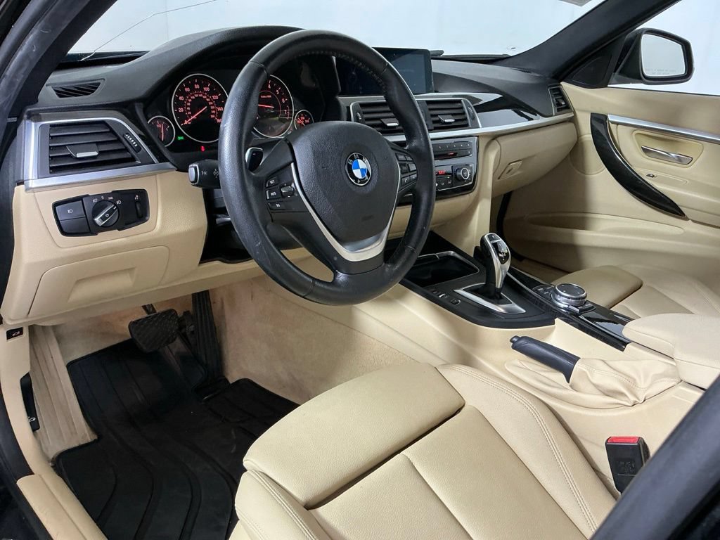 Used 2016 BMW 328i Sedan RWD image 21