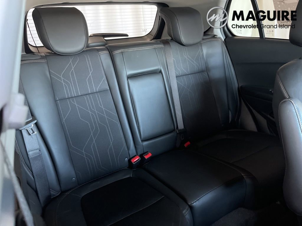 Used 2022 Chevrolet Trax LT w/ LT Convenience Package image 29