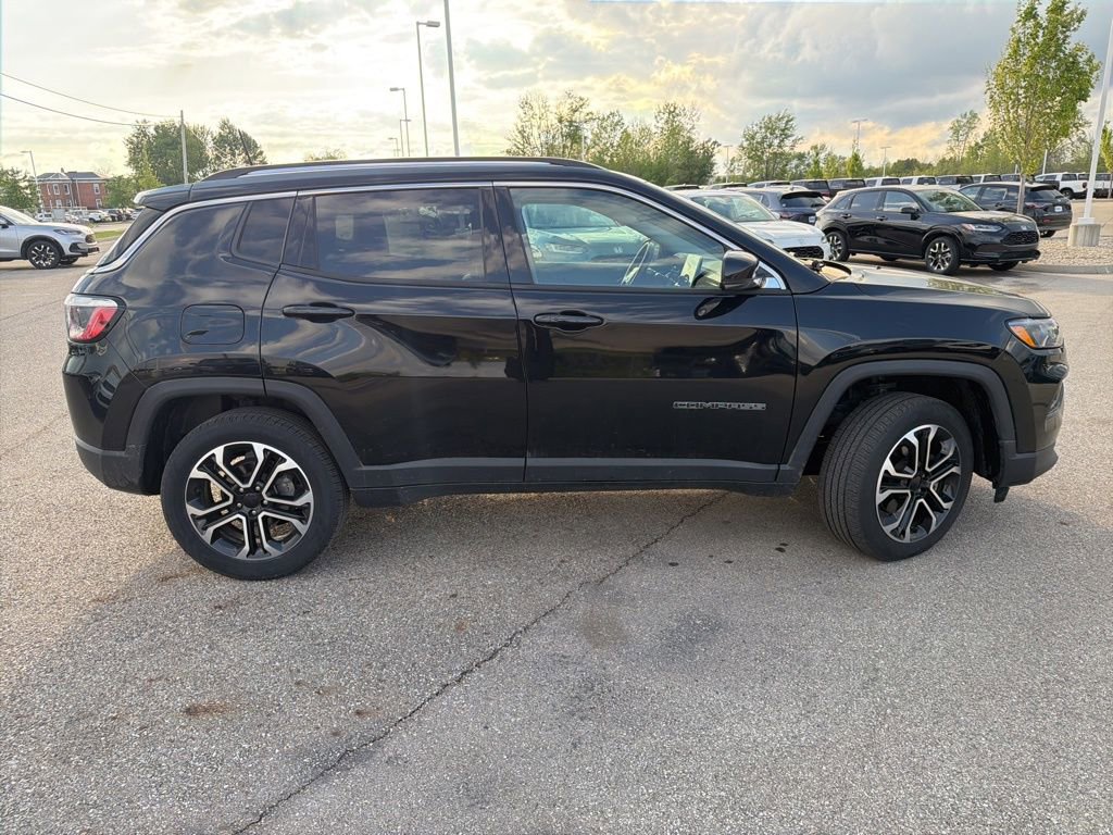 Used 2022 Jeep Compass Limited AWD/4WD image 6