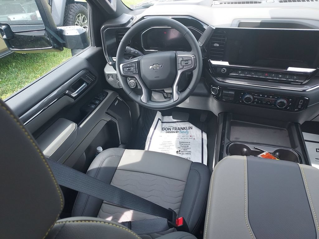 New 2026 Chevrolet Silverado 2500 ZR2 w/ ZR2 Bison Edition AWD/4WD image 15