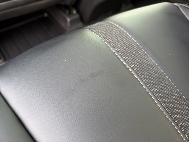 Used 2025 Honda Pilot EX-L image 17
