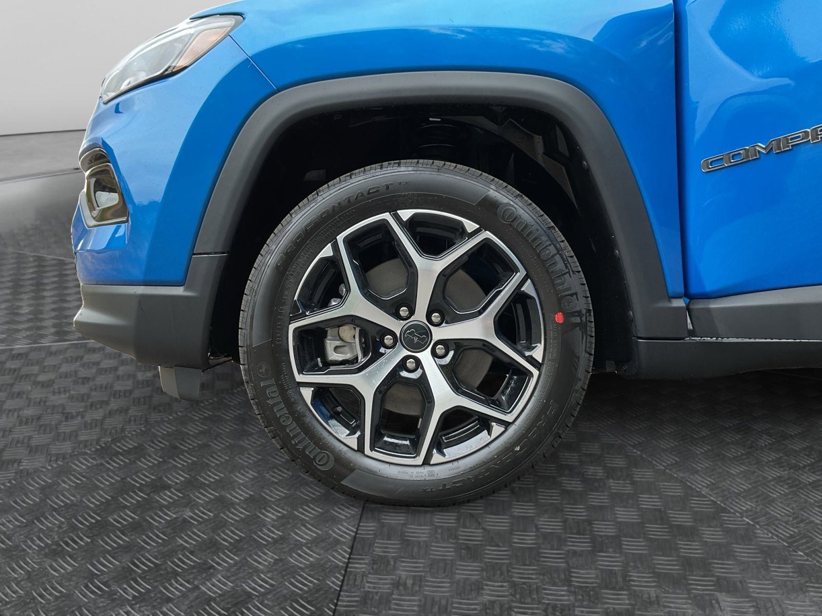 New 2026 Jeep Compass Limited image 14