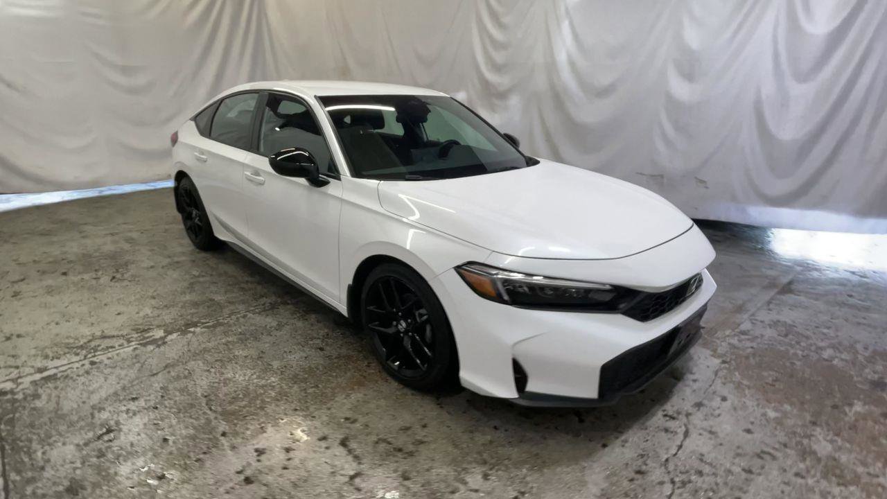 Used 2025 Honda Civic Sport image 2