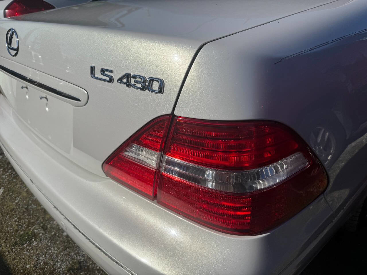 Used 2004 Lexus LS 430 image 7