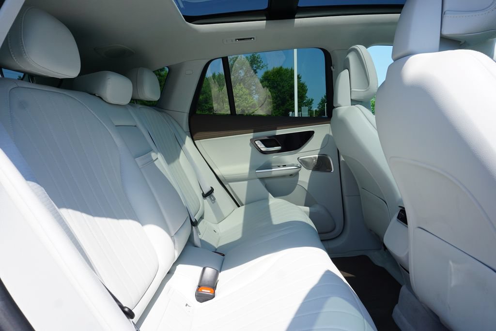 Certified 2023 Mercedes-Benz EQE 500 4MATIC SUV image 48