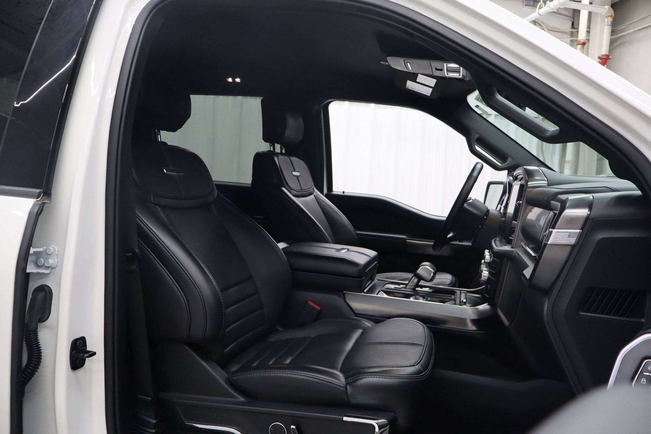 Certified 2024 Ford F150 Platinum image 28