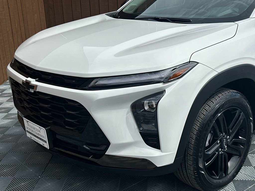 Used 2025 Chevrolet Trax ACTIV image 22