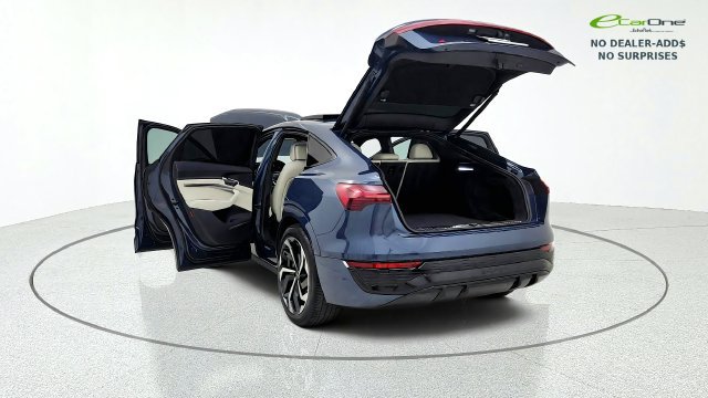 Used 2024 Audi Q8 e-tron Premium Plus w/ Premium Plus Package AWD/4WD image 16