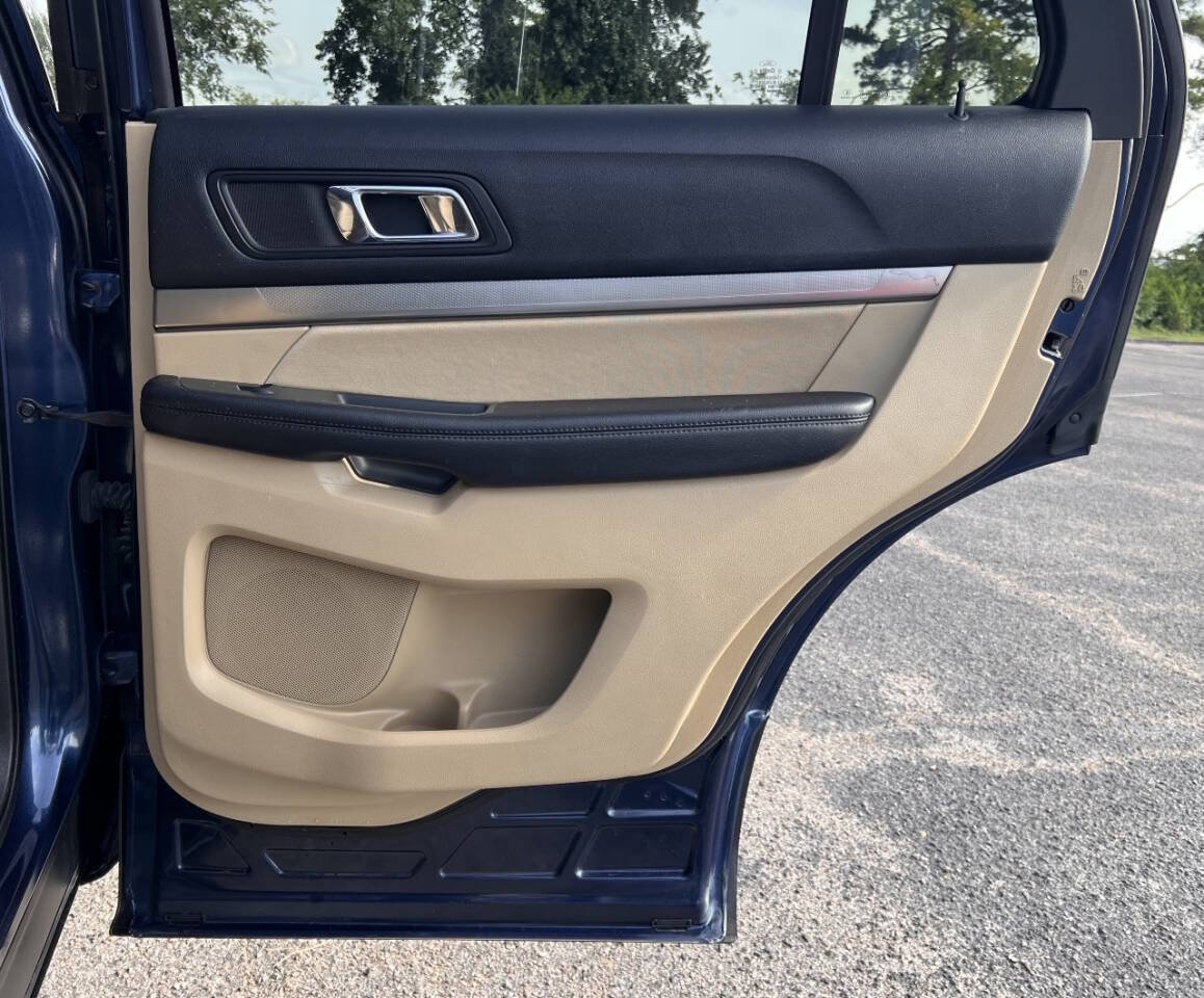 Used 2017 Ford Explorer 4WD image 18