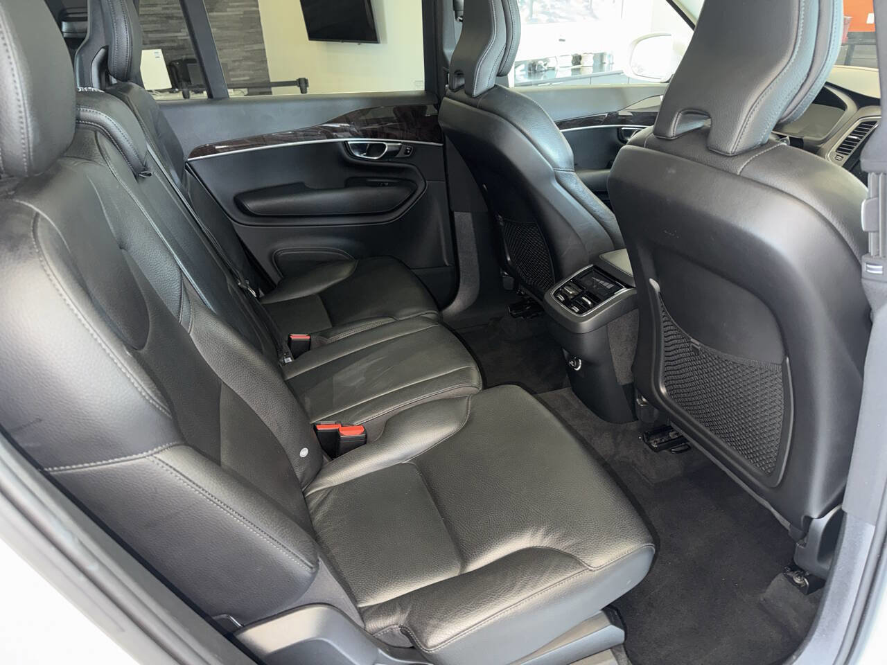 Used 2019 Volvo XC90 T6 Momentum w/ Advanced Package AWD/4WD image 37