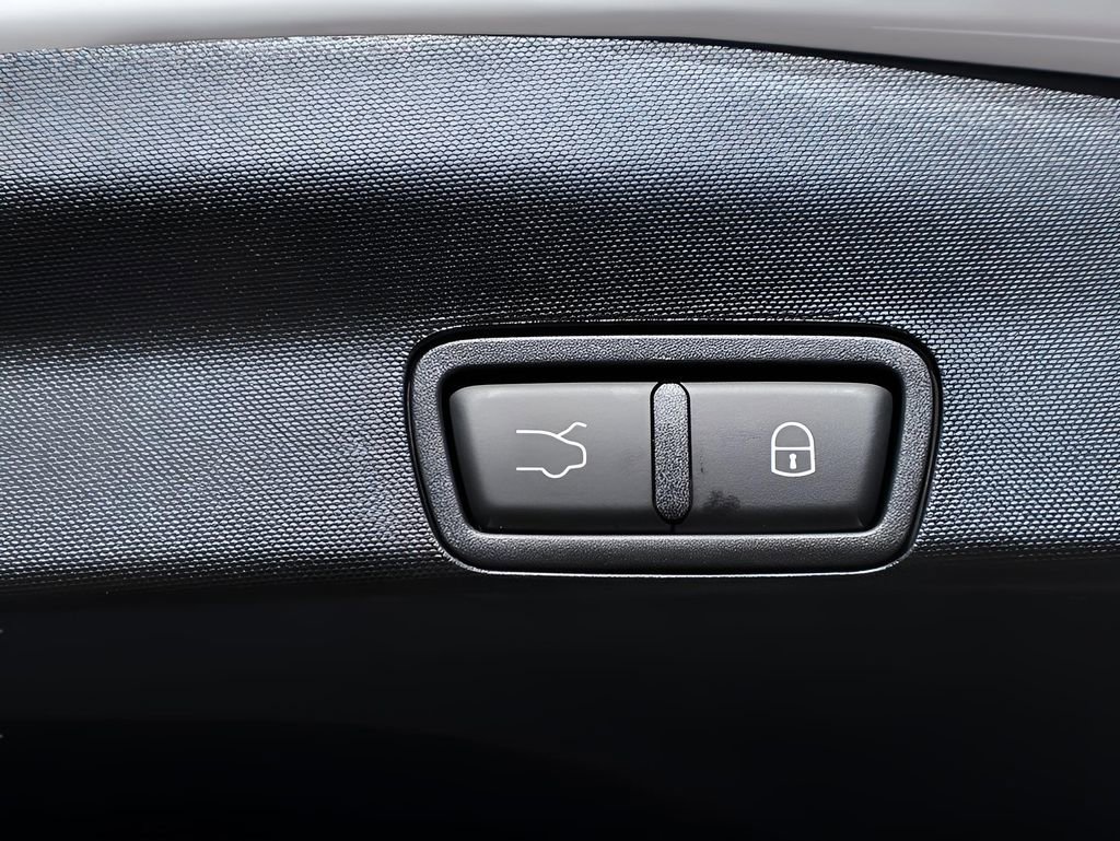 New 2025 Alfa Romeo Stelvio Sprint image 18