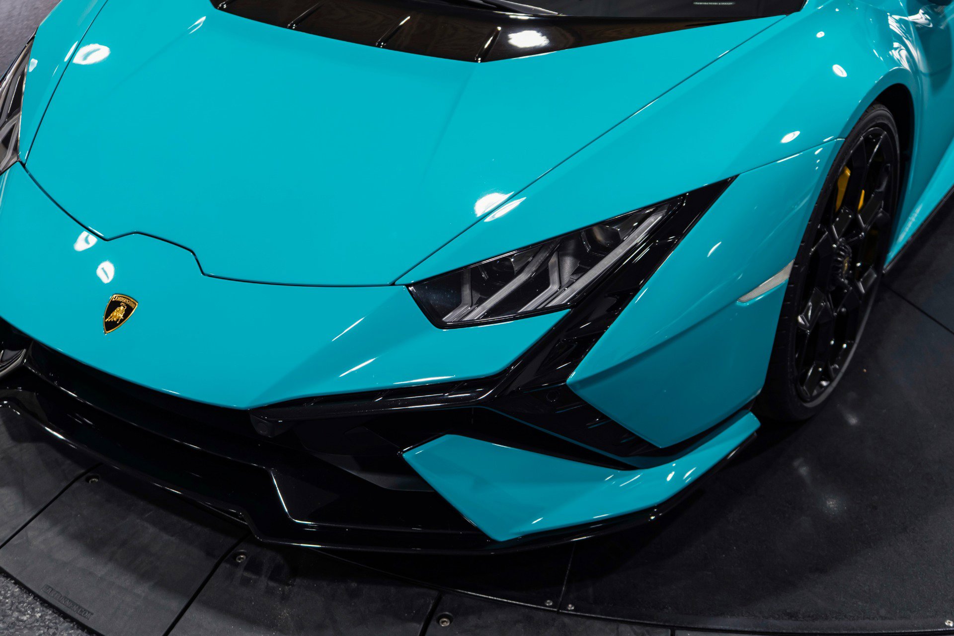 Used 2023 Lamborghini Huracan Tecnica image 13