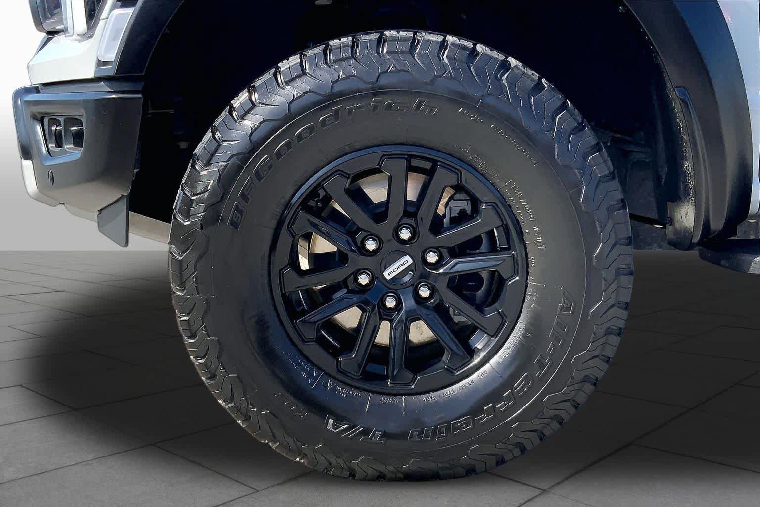 Used 2024 Ford F150 Raptor AWD/4WD image 10