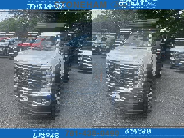 New 2025 Ford F550 4x4 Regular Cab Super Duty