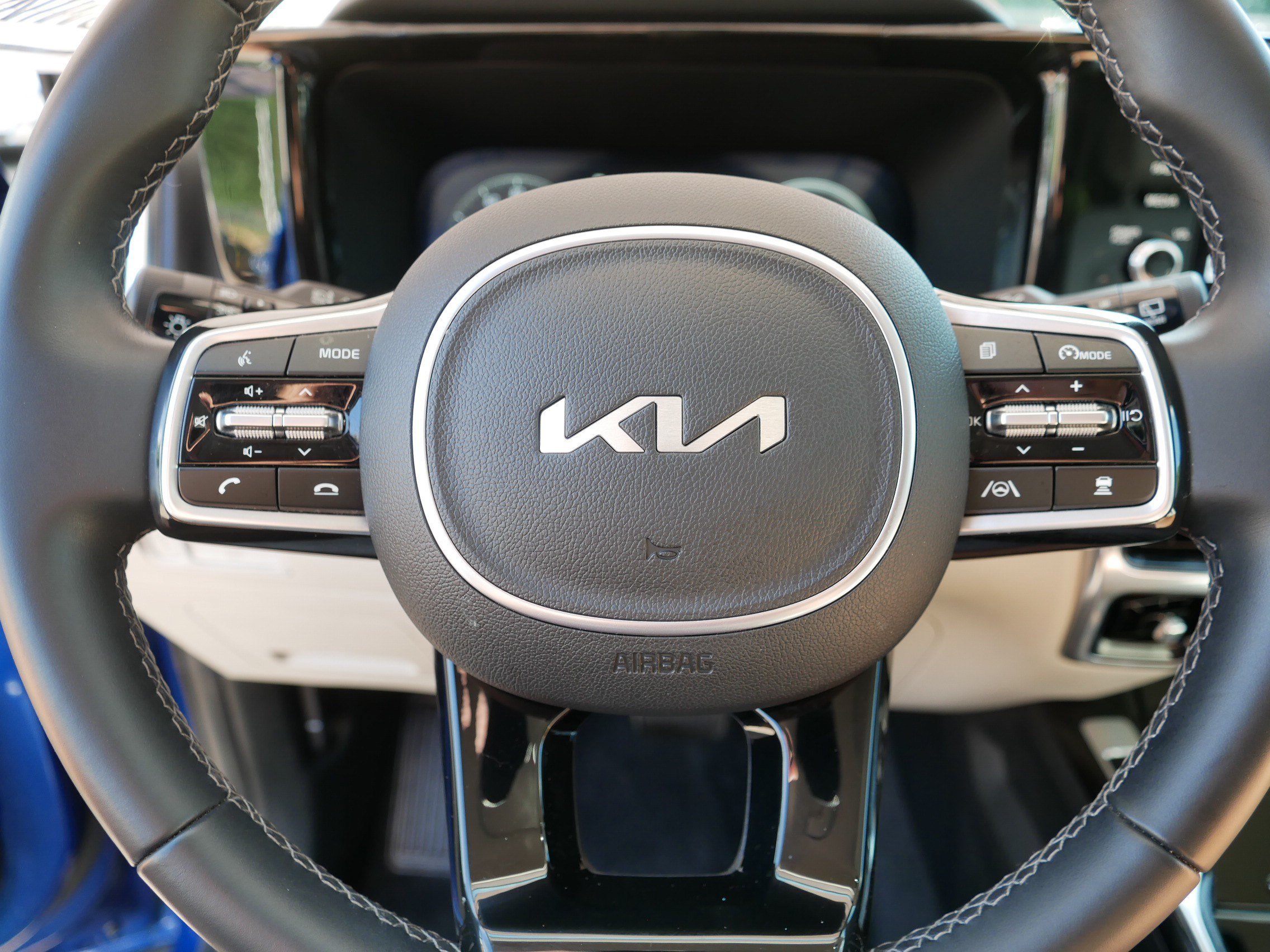 Certified 2023 Kia Sorento SX AWD/4WD image 25