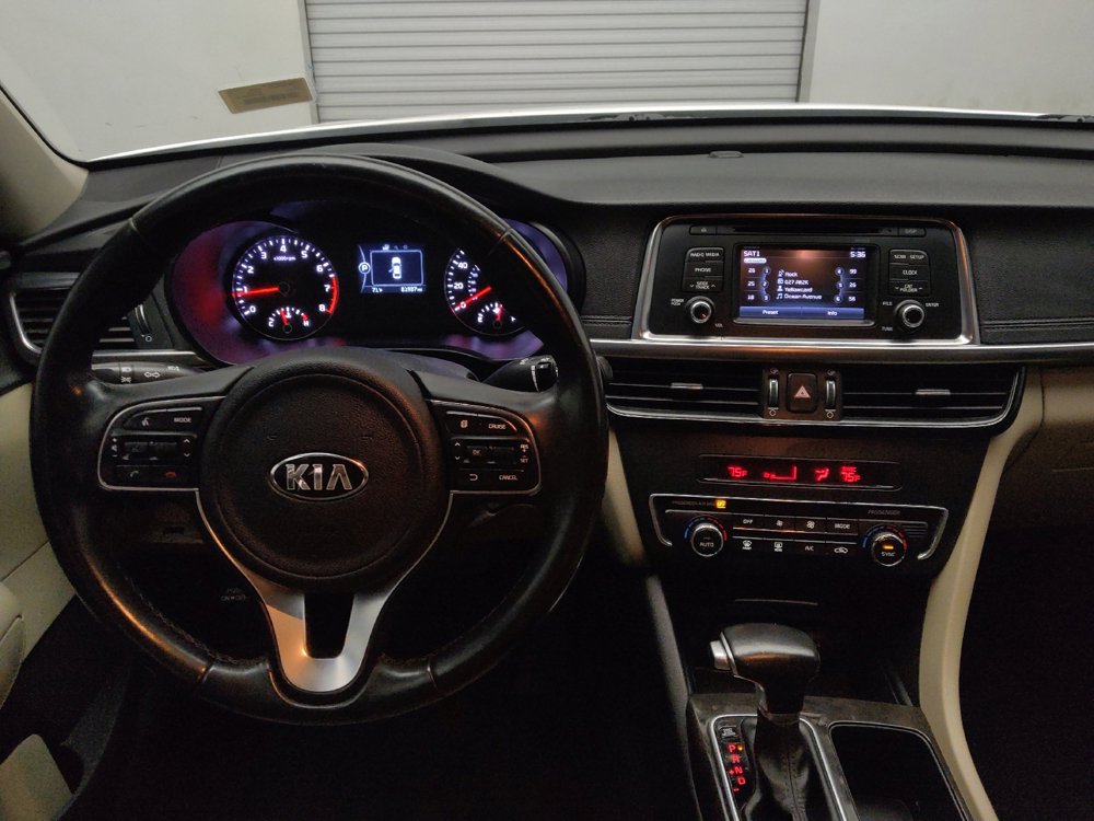 Used 2016 Kia Optima EX FWD image 22