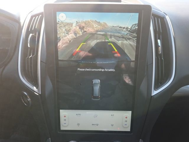 Used 2022 Ford Edge SE w/ Black Appearance Package image 34