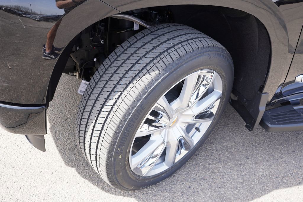 New 2026 Chevrolet Silverado 1500 High Country w/ High Country Premium Package image 9