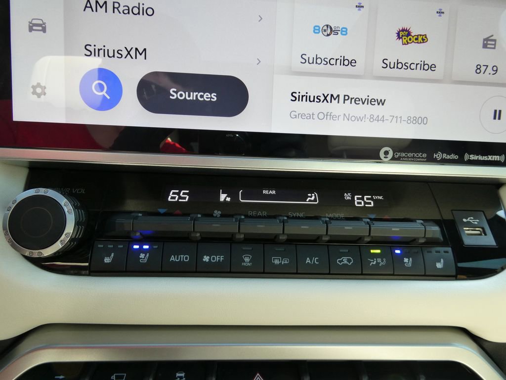 Used 2023 Toyota Sequoia Capstone image 32