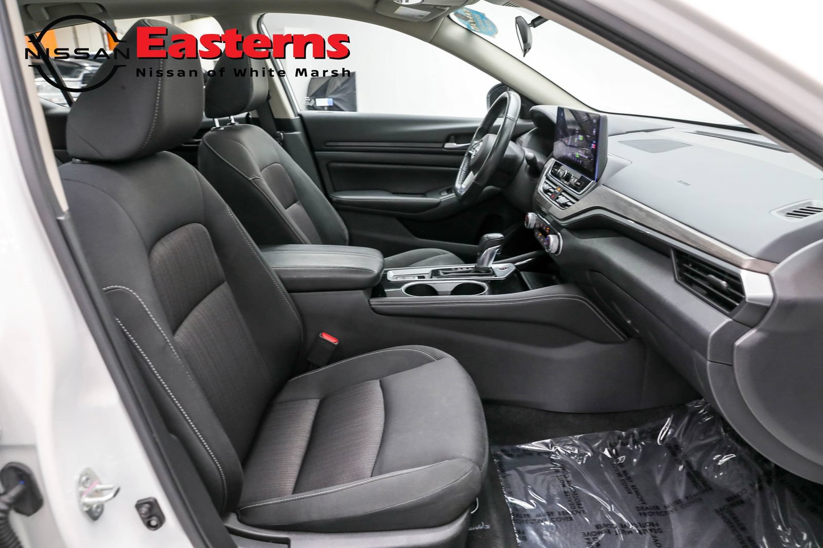 Used 2024 Nissan Altima 2.5 SV w/ SV Premium Package AWD/4WD image 23