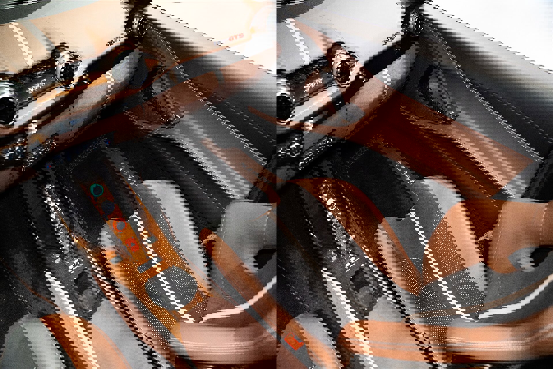 Used 2022 Ferrari 812 GTS image 26