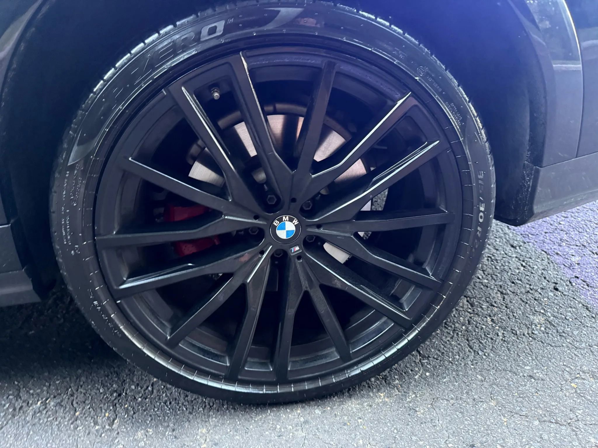 Used 2021 BMW X6 xDrive40i w/ Executive Package AWD/4WD image 39