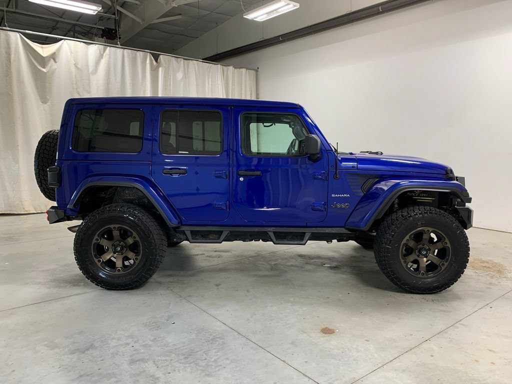 Used 2020 Jeep Wrangler Unlimited Sahara AWD/4WD image 11