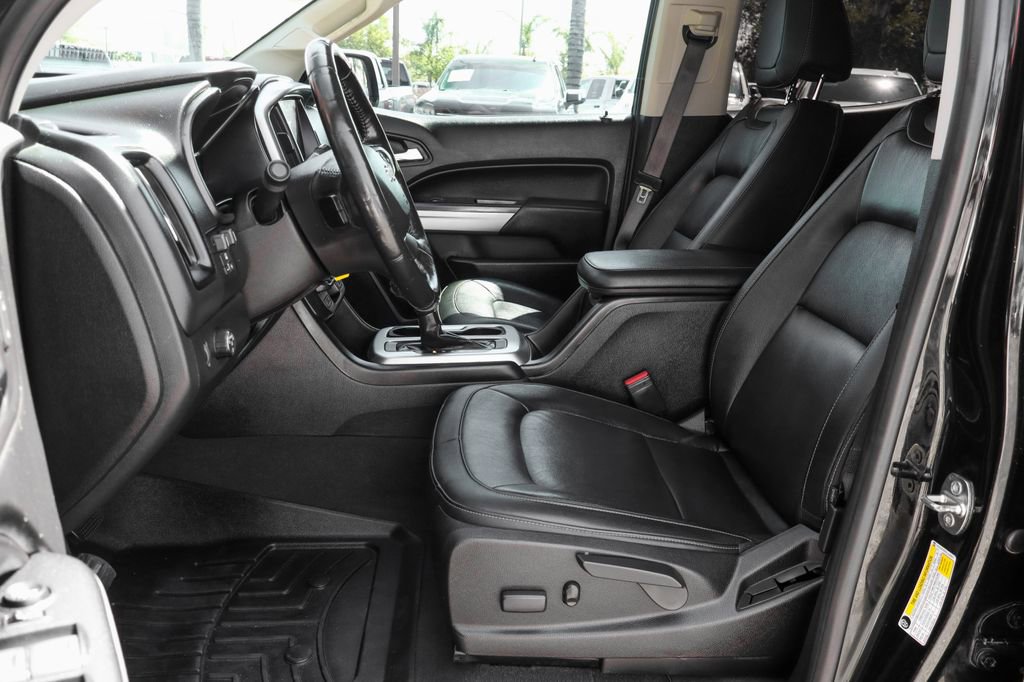 Used 2020 Chevrolet Colorado LT w/ Colorado RST Special Edition image 20