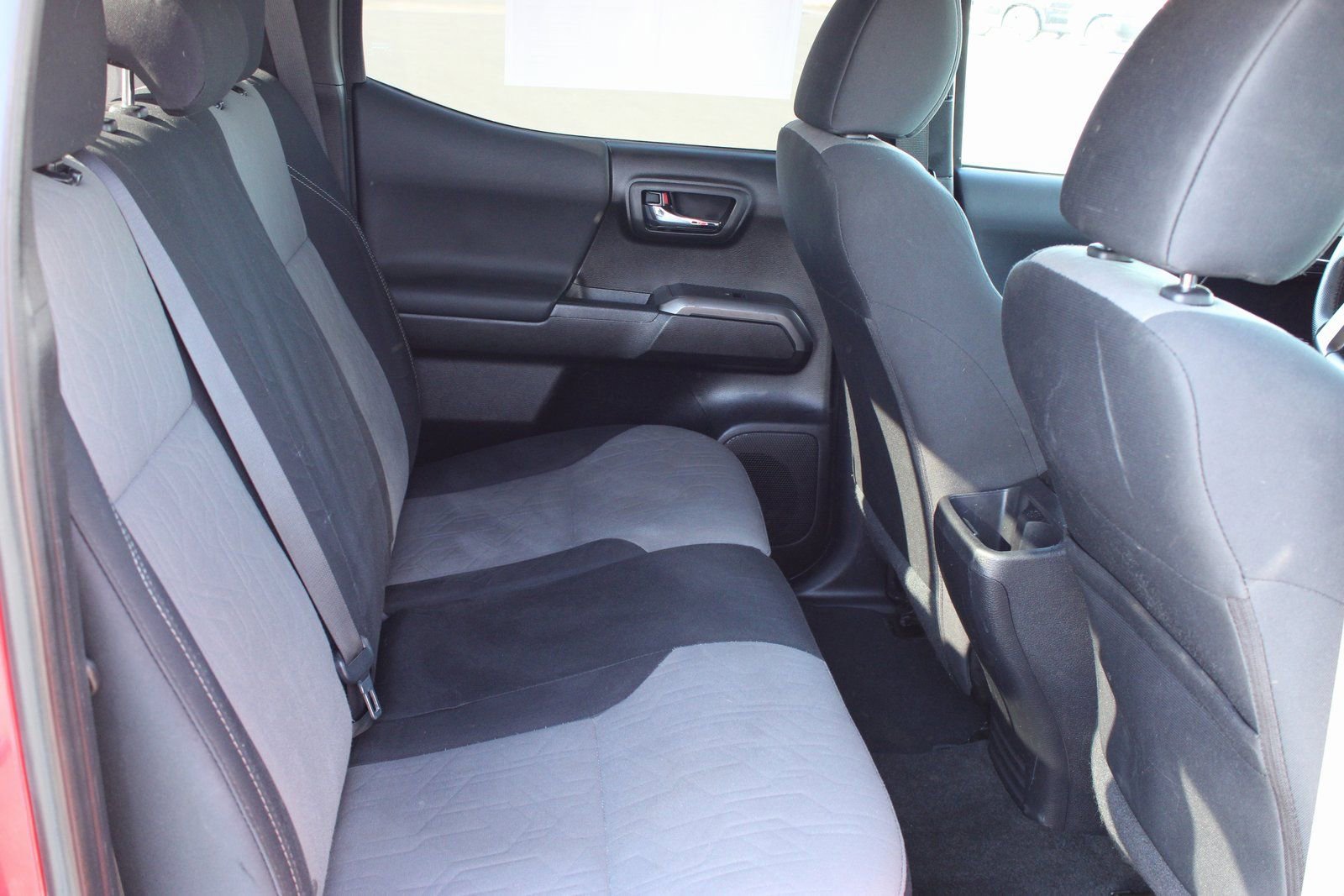 Used 2021 Toyota Tacoma TRD Off-Road image 16