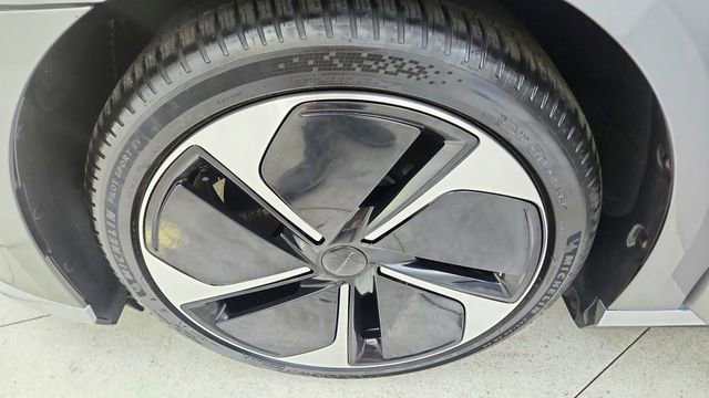Used 2023 Lucid Air Touring AWD/4WD image 58