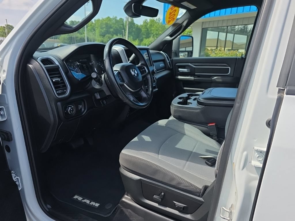 Used 2024 RAM 2500 Big Horn AWD/4WD image 22