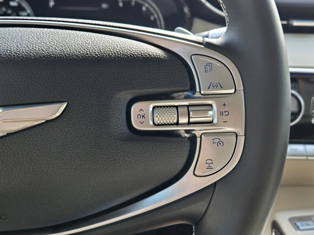 Used 2025 Genesis GV70 2.5T w/ Advanced Package AWD/4WD image 14