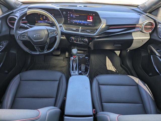 Used 2024 Chevrolet Trax RS w/ Sunroof Package image 15