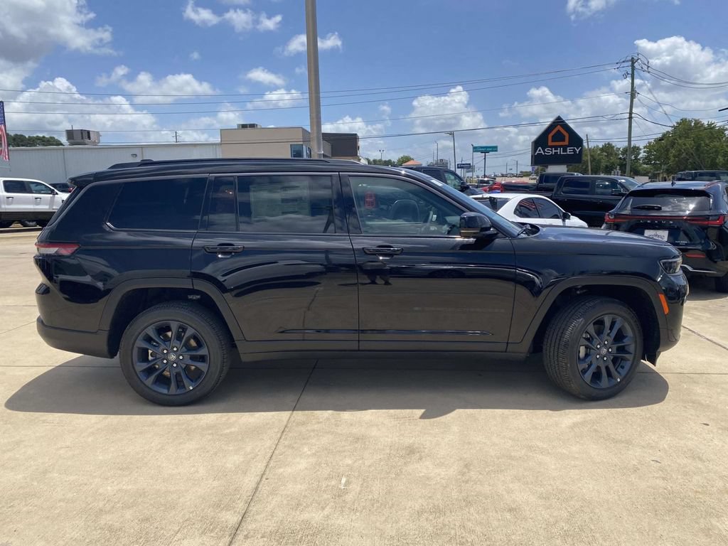 New 2026 Jeep Grand Cherokee L Limited AWD/4WD image 6