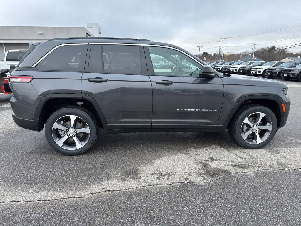 New 2026 Jeep Grand Cherokee Limited AWD/4WD image 6