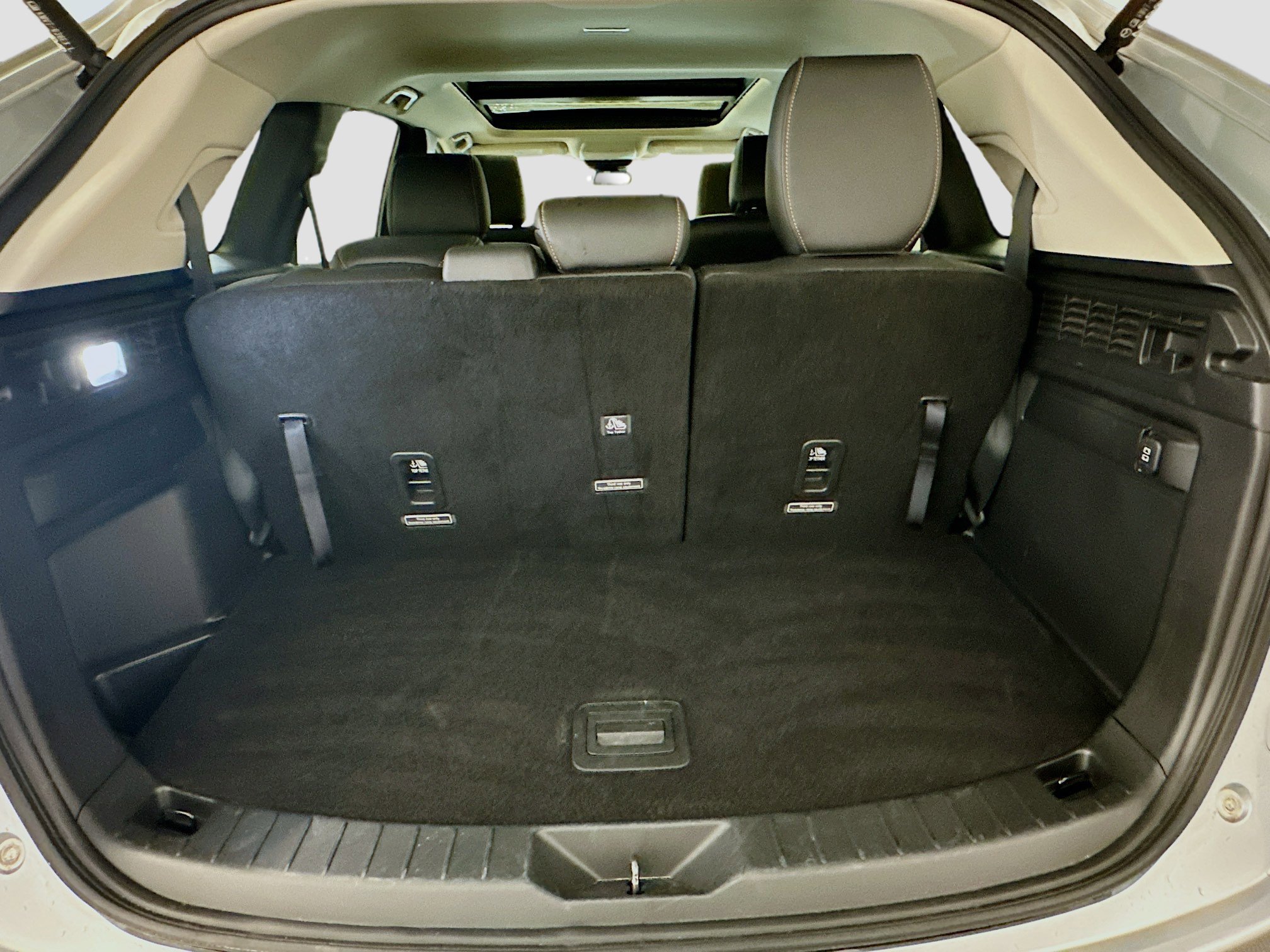 Used 2025 MAZDA CX-90 3.3 Turbo w/ Premium Sport Pkg image 32