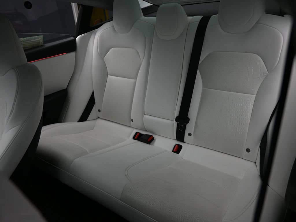 Used 2025 Tesla Model 3 Long Range image 25