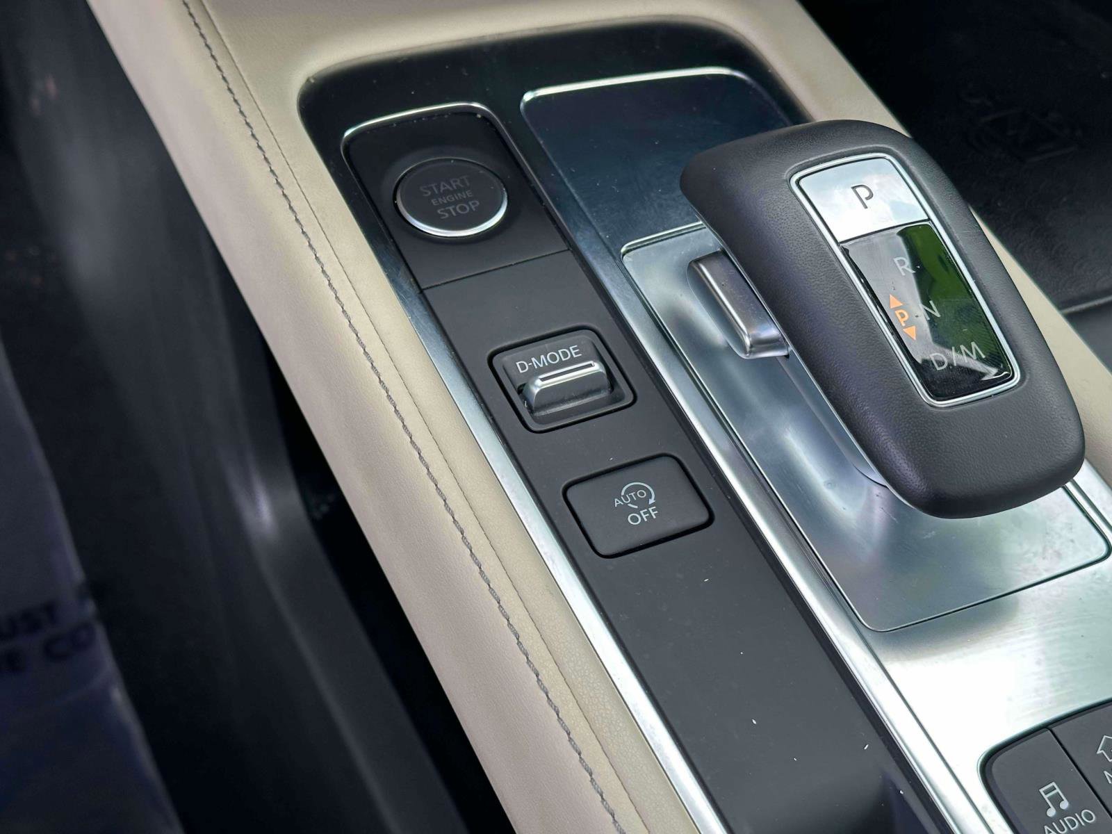 Used 2023 INFINITI QX60 Luxe w/ Cargo Package image 32