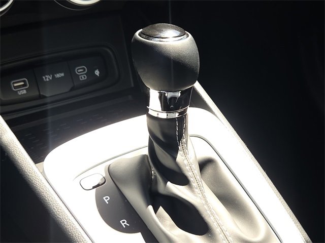 New 2025 Hyundai Venue Limited image 19